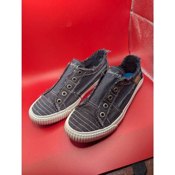 Blowfish sneakers size 9.5 * - Picture 1 of 5